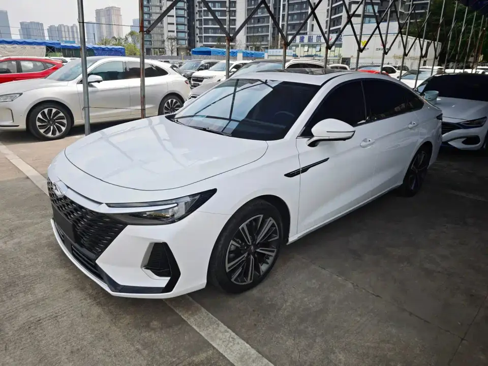 Chery Arrizo 8 1.6T DCT Ya 2022