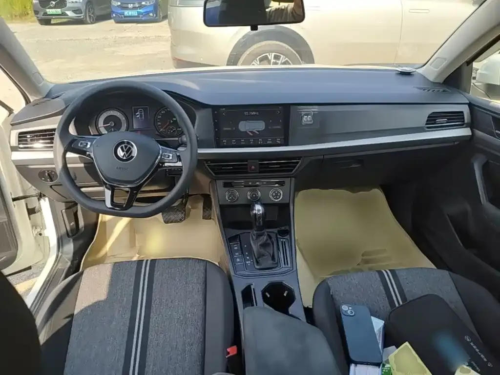 Volkswagen Lavida 1.5L Auto Trend Edition 2022 — фото 10