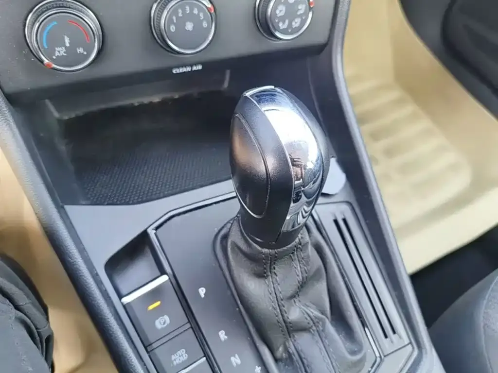 Volkswagen Lavida 1.5L Auto Trend Edition 2022 — фото 14