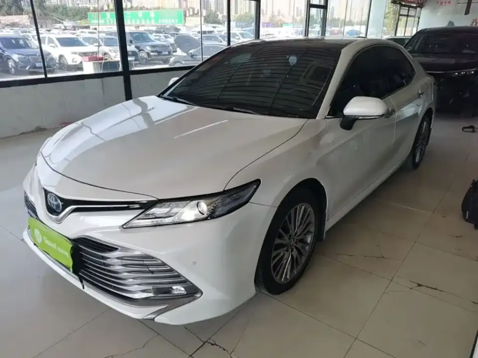 Toyota Camry Facelift Hybrid 2.5HG Luxury Edition 2020