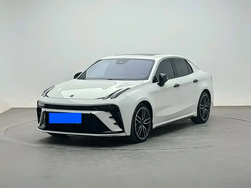 Lynk & Co 03 2.0TD DCT Power Halo 2024
