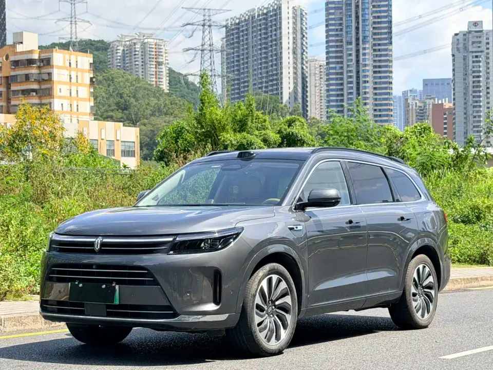 AITO Wenjie AITO M7 1.5T Smart AWD Max Edition 5-Seater 2024