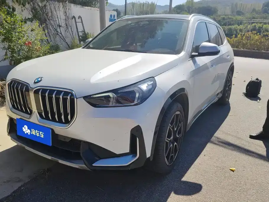 BMW X1 sDrive25Li X Design Package 2023