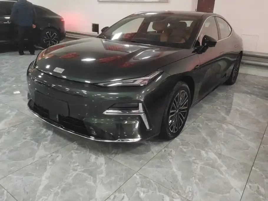 Geely Galaxy Galaxy Xingyao 8 130km EM-i Premium Edition 2026
