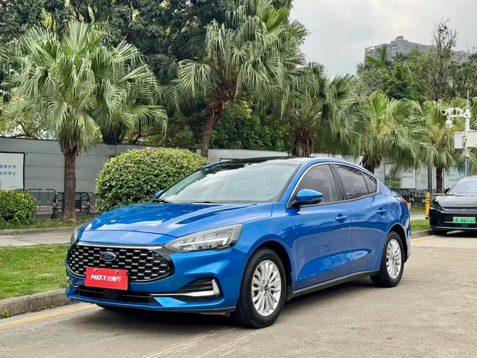 Ford Focus Sedan EcoBoost 180 Automatic Sharp Trend Type 2021