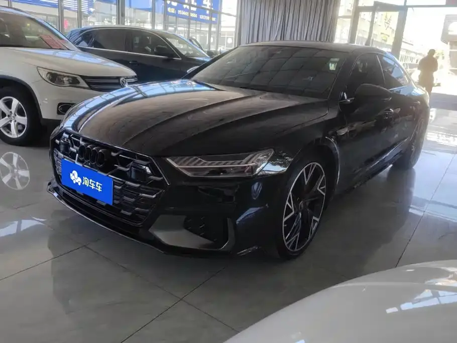 Audi A7L 45 TFSI quattro Black Warrior Edition 2025