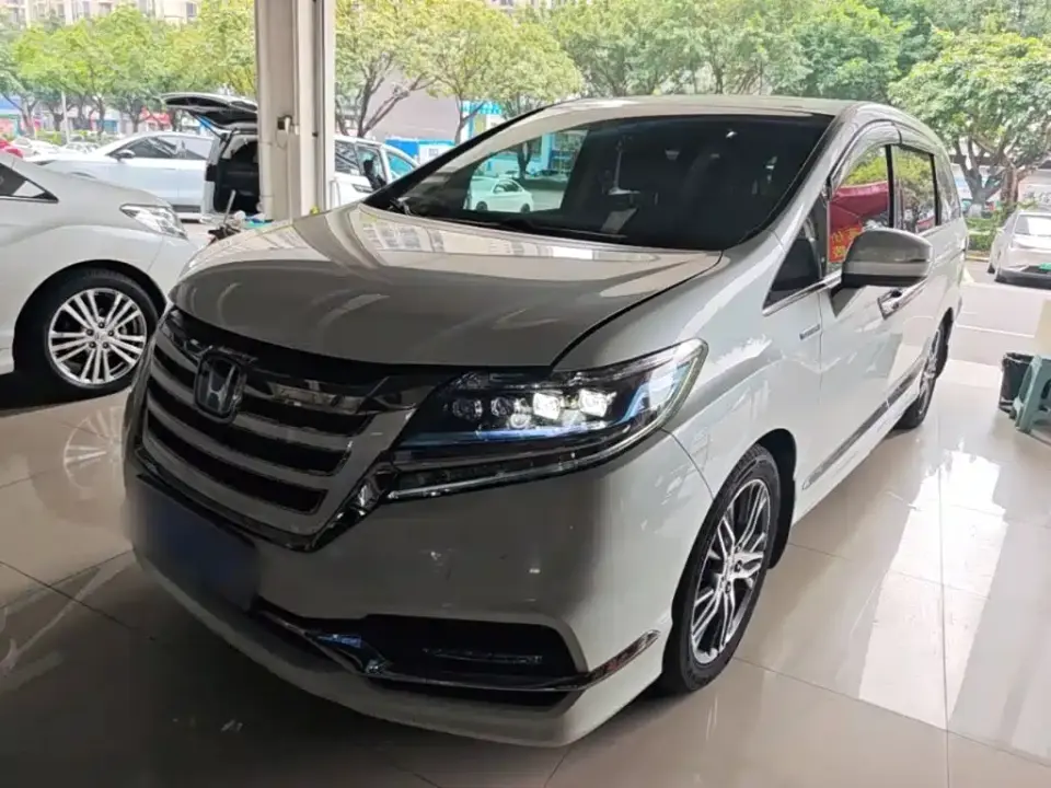 Honda Elysion 2.0L Hybrid Luxury Edition 2021