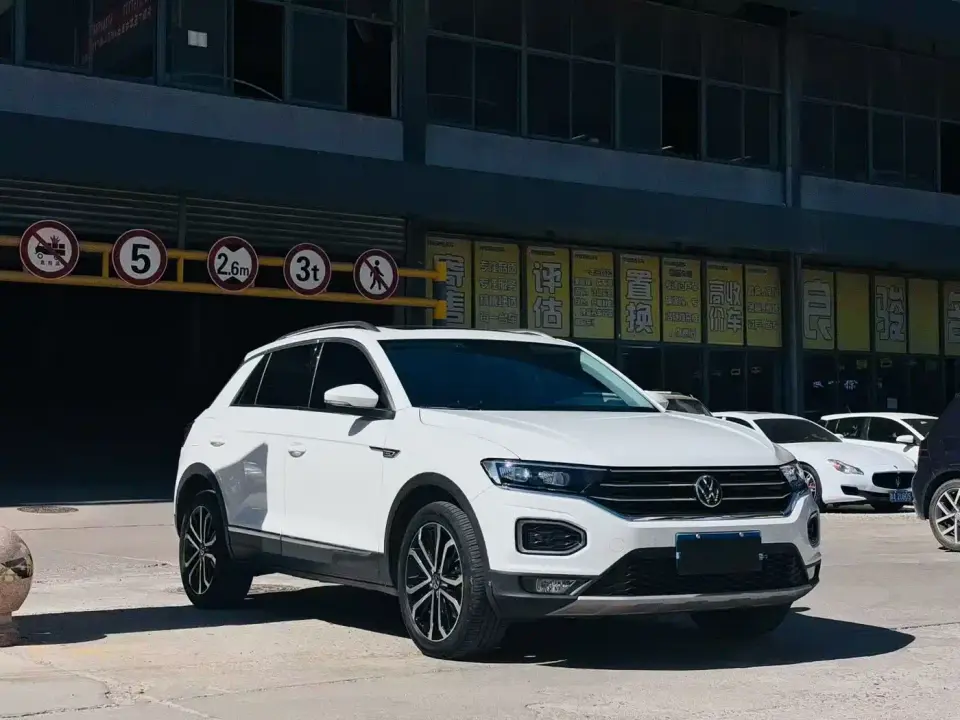 Volkswagen T-ROC 280TSI DSG 2WD Comfort PLUS 2022
