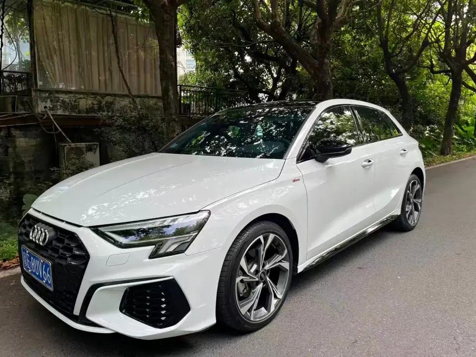 Audi A3 Sportback 35 TFSI Luxury Sport 2022