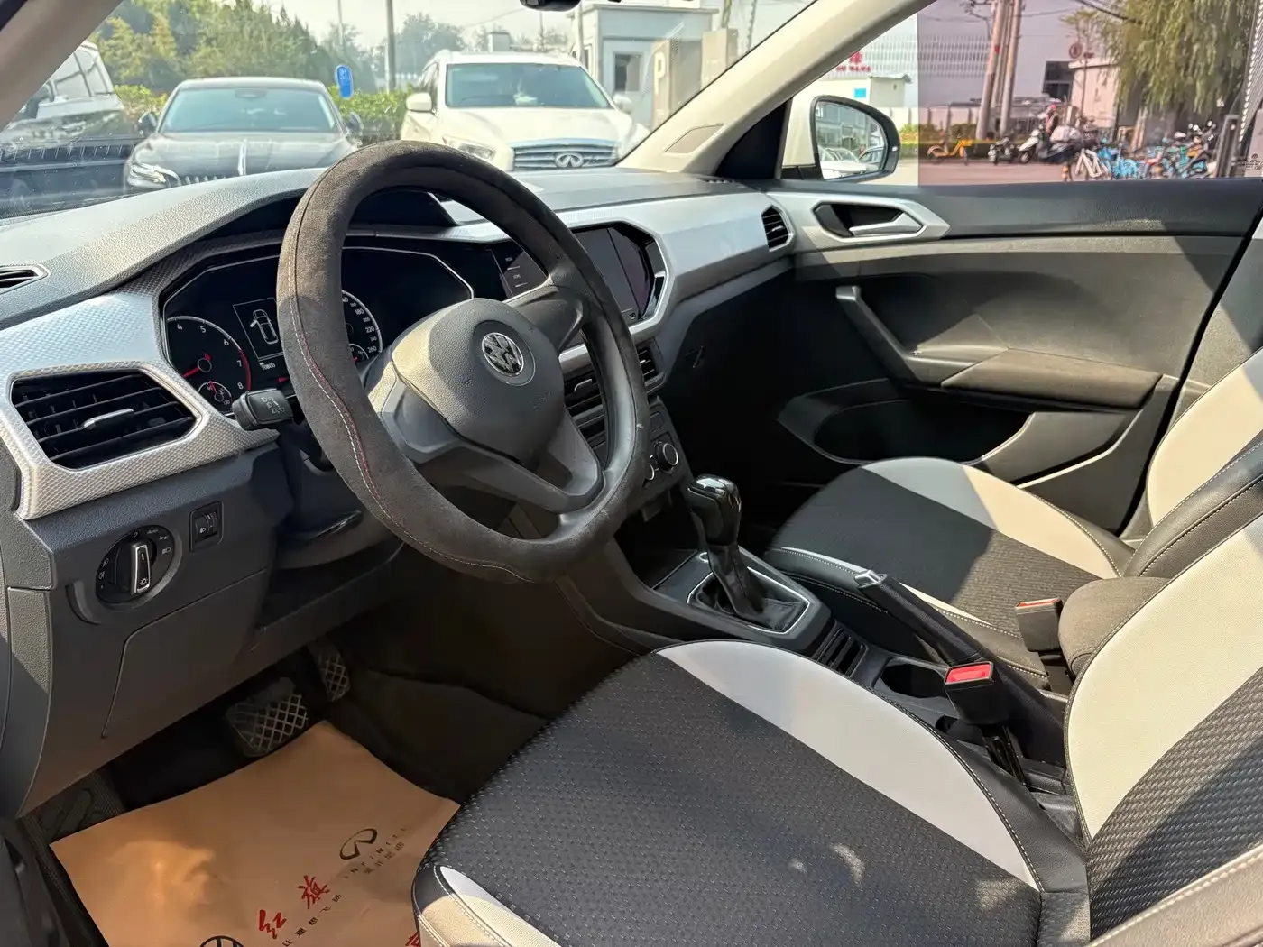 Volkswagen Tanying 1.5L Automatic Smart Connect Edition 2021 — фото 6