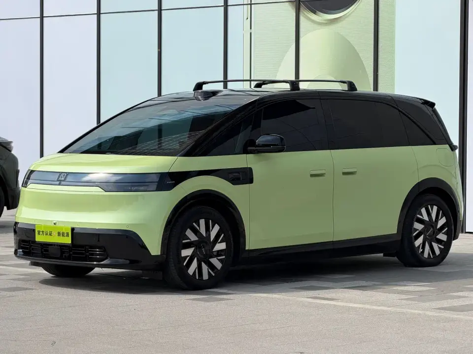 Zeekr MIX Long Range Intelligent Driving Edition 2024