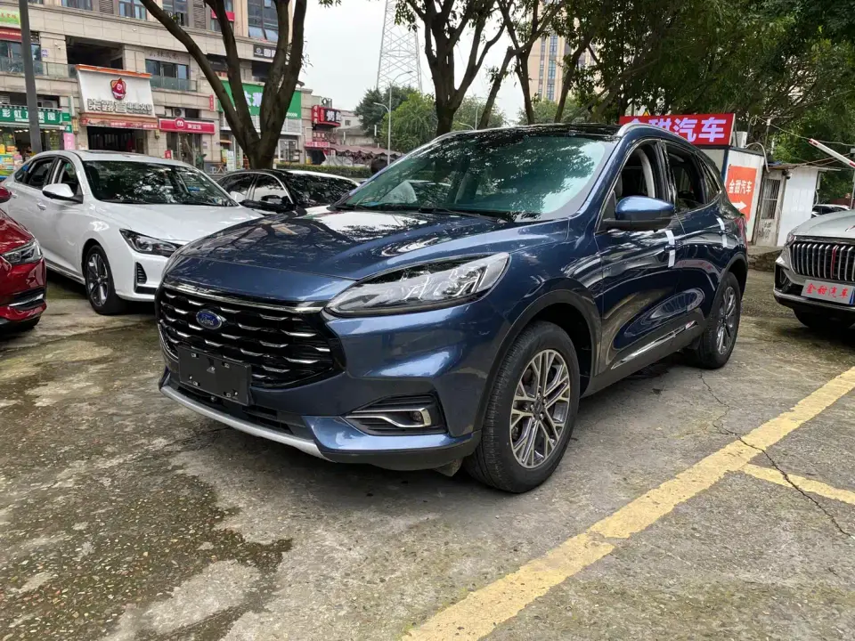 Ford Escape EcoBoost 245 2WD Premium Edition 2022