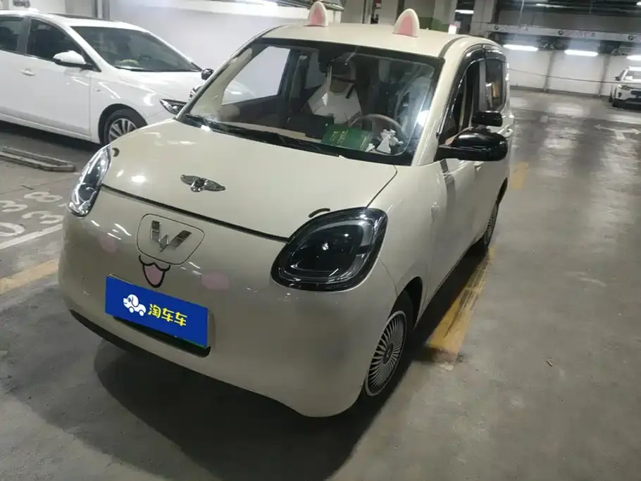 Wuling Motors Hongguang MINIEV 4-Door Advanced 2026