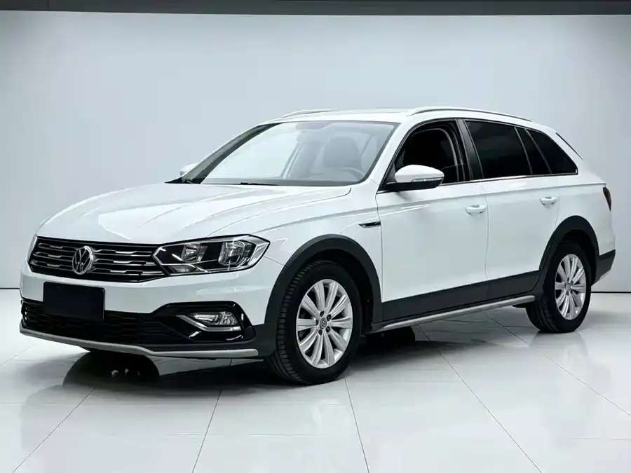 Volkswagen C-TREK 1.5L Manual Fashion Edition 2019