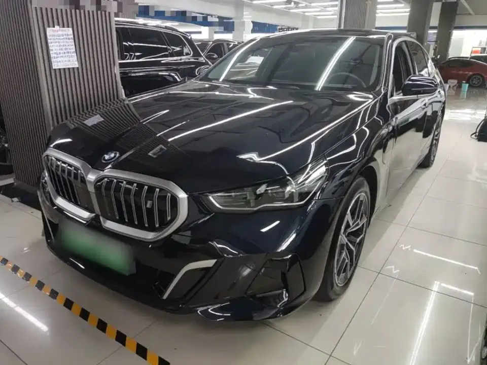 BMW i5 eDrive 40L M Sport Package 2025
