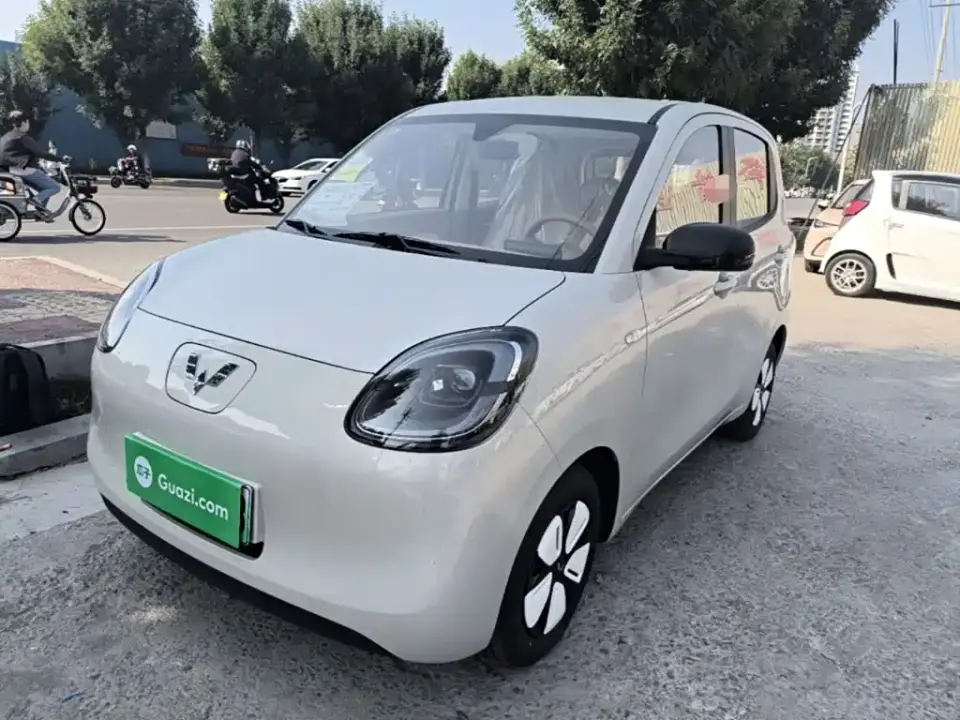 Wuling Motors Hongguang MINIEV 4-Door Advanced 2026
