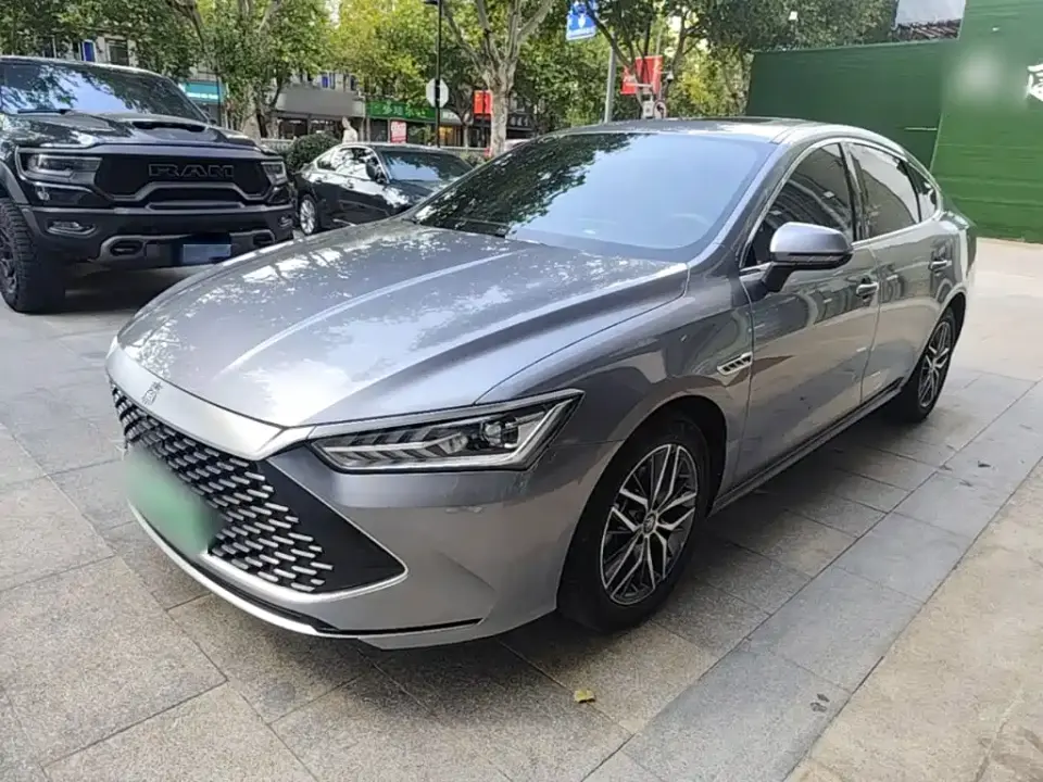 BYD Qin PLUS DM-i 55KM Flagship 2022