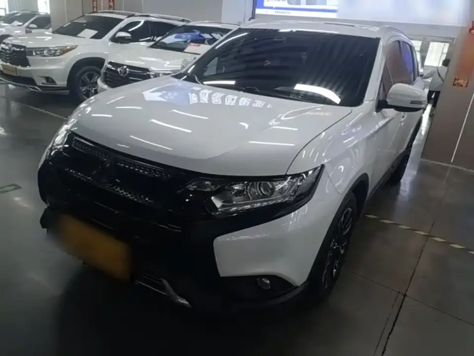 Mitsubishi Outlander 2.0L 2WD Enjoy 5-Seater China VI 2019