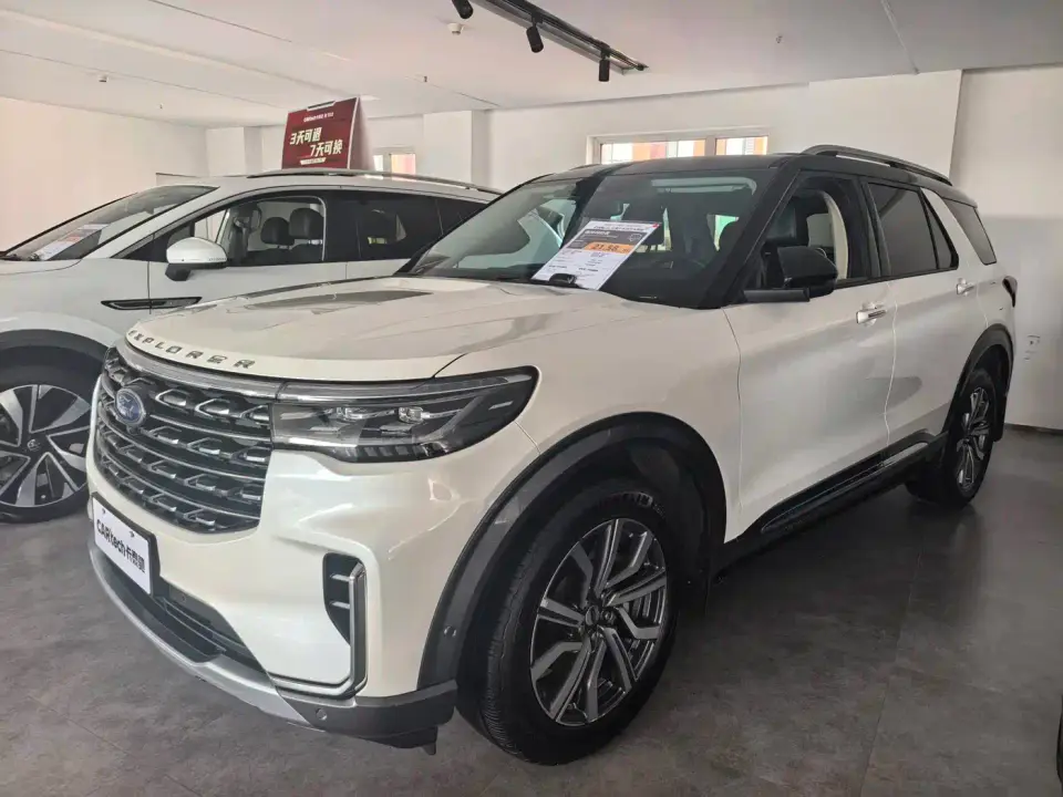 Ford Explorer EcoBoost 285 AWD Titanium Edition 6-Seater 2024