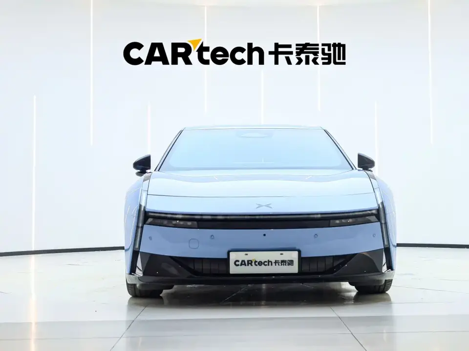 XPeng P7 702km Long Range Edition 2025