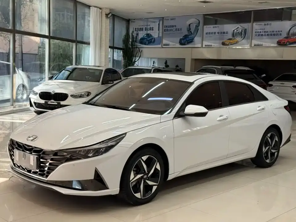 Hyundai Elantra 1.5L CVT GLX Elite Edition 2022