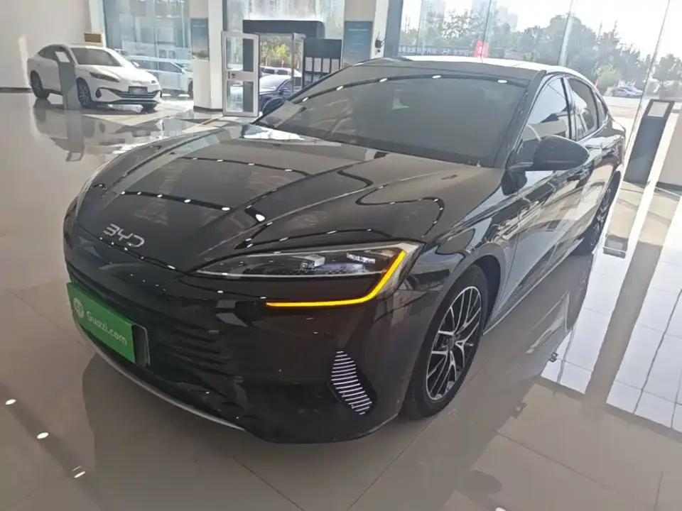 BYD Seal DM-i 1.5T 121km Flagship 2025