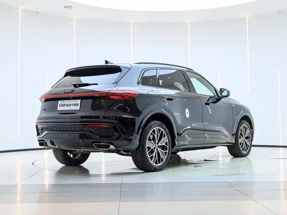 Audi Q5L Luxury Sport 150kW 2026