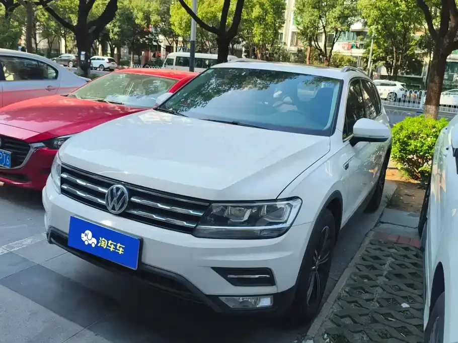 Volkswagen Tiguan L Facelift 330TSI Auto 2WD Panorama Comfort China VI 2019