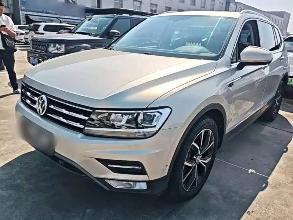 Volkswagen Tiguan L Facelift 330TSI Auto 2WD Smart Luxury China VI 2020