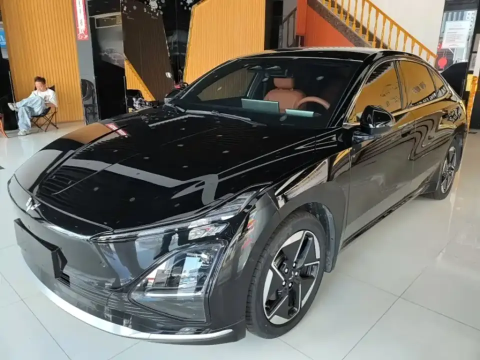 Wuling Motors Wuling Xingguang Model 610km Smart Flagship 2025