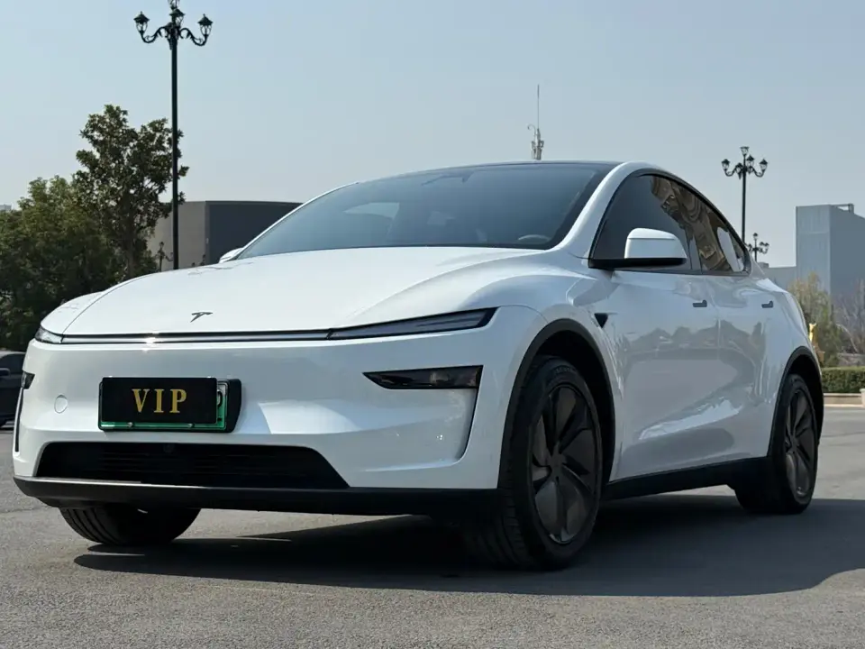 Tesla Model Y Facelift Long Range Rear-Wheel Drive 2026