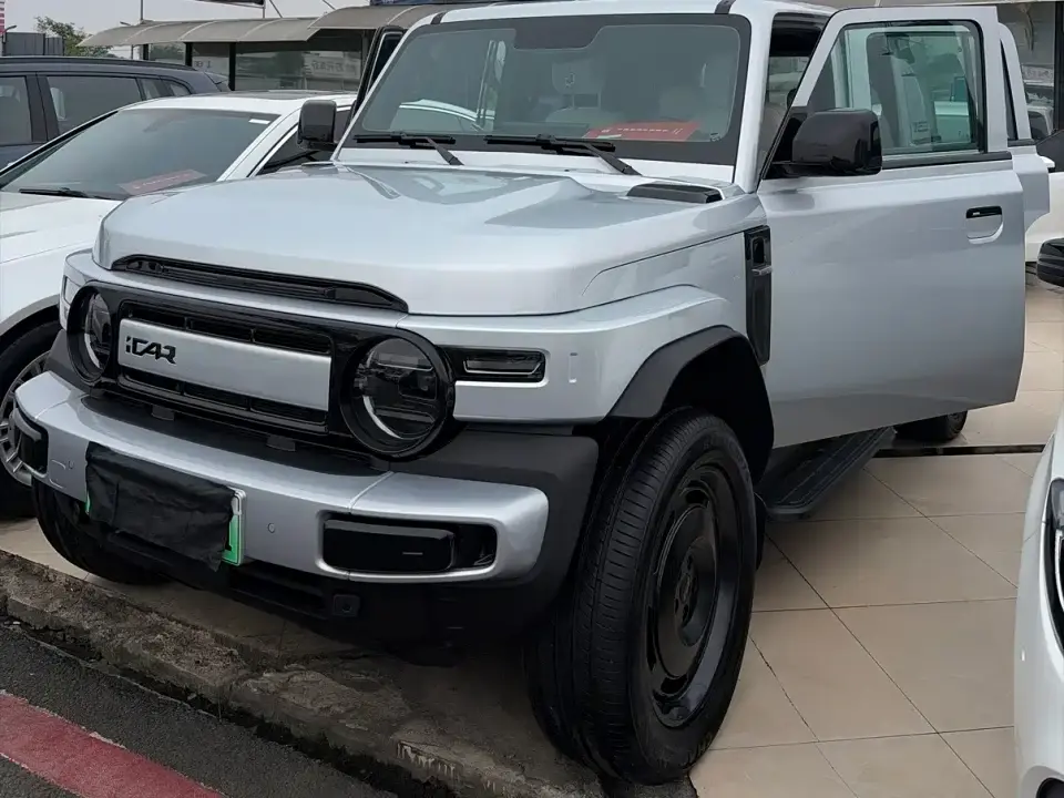 iCar V23 2025