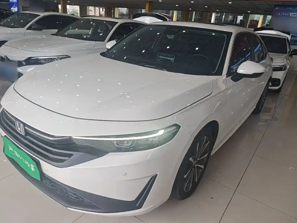 Honda Integra 240TURBO CVT Tech Edition 2025