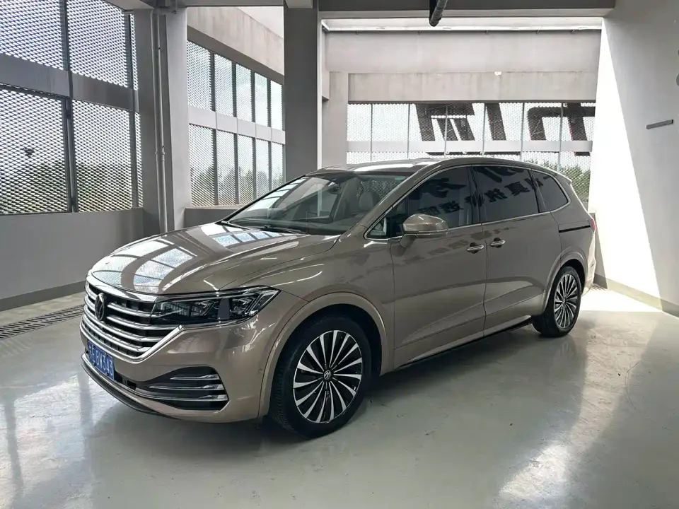 Volkswagen Viloran 380TSI Premium 2020