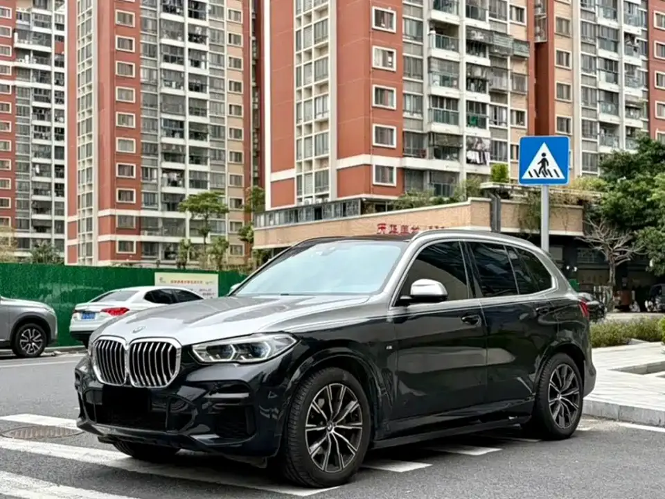 BMW X5 (Import) xDrive40i M Sport Package 2022