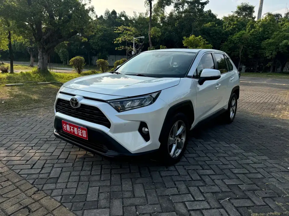 Toyota RAV4 Rongfang 2.0L CVT FWD Style Plus Edition 2023