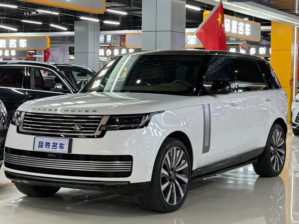 Land Rover Range Rover 3.0 L6 400PS SV Prestige Genesis Extended 4-Seater 2025