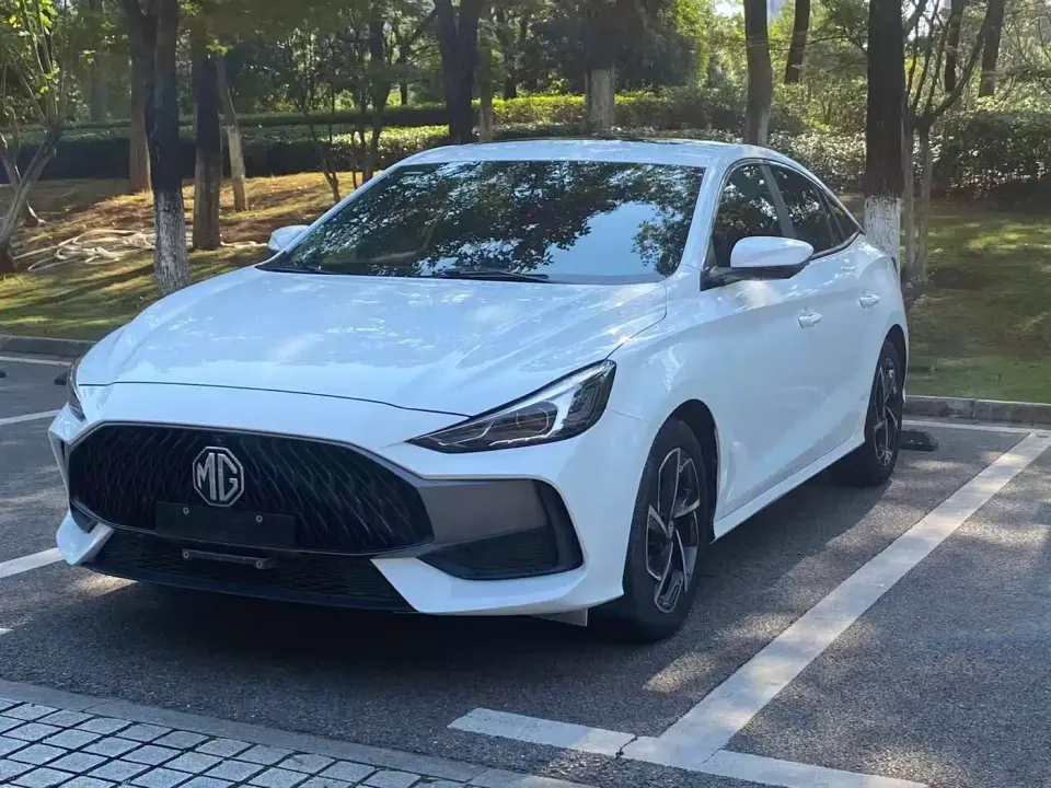 MG MG5 Model 300TGI DCT Youth Luxury Flagship 2021