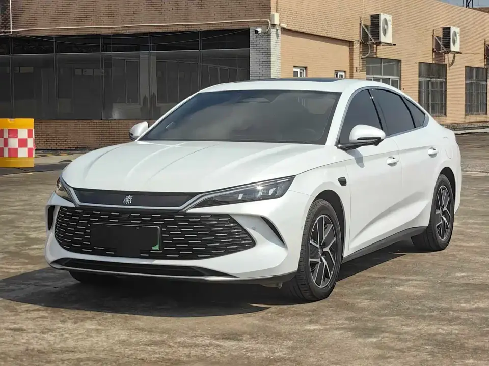 BYD Qin L DM-i Smart Drive Edition 120KM Leading 2025