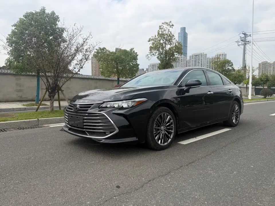 Toyota Avalon 2.0L Luxury Edition 2022