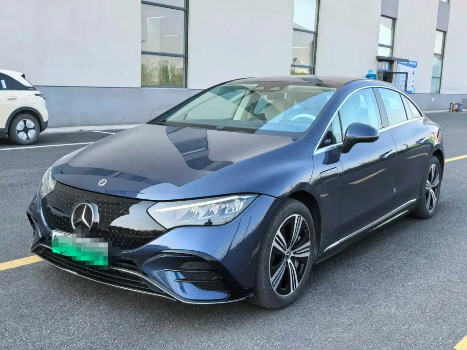 Mercedes-Benz EQE Model 500 4MATIC Luxury Edition 2025
