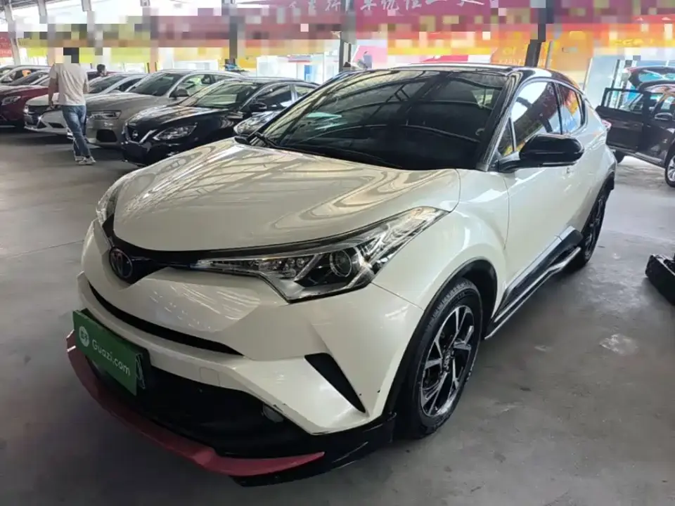 Toyota C-HR 2.0L Leading Edition China V 2019