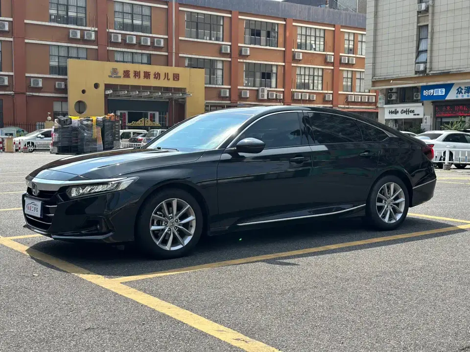 Honda Accord 260TURBO Luxury Edition 2022