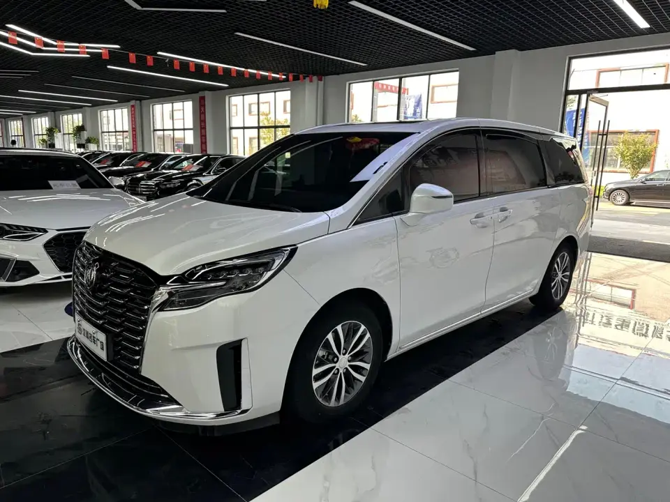 Buick GL8 ES Landmaster Luxury 2023