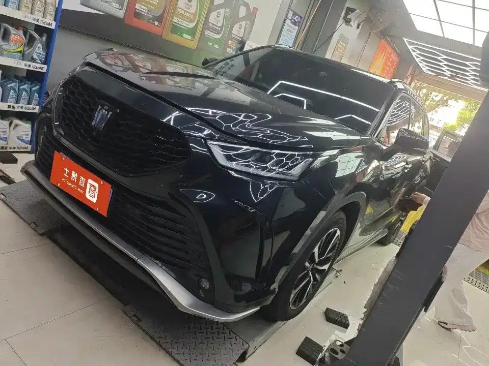 Toyota Crown Kluger 2.5L HEV 4WD Premium 2022