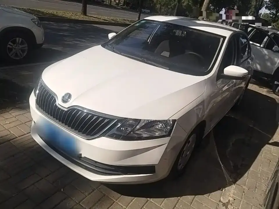 Skoda Rapid 1.5L Automatic Standard Version 2019
