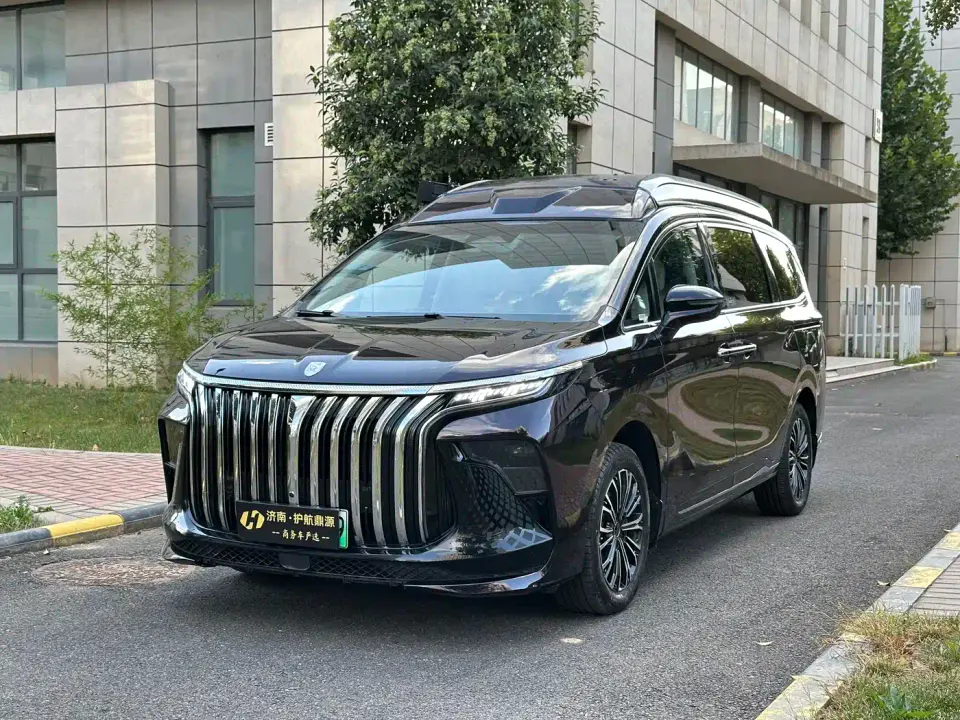 Dongfeng Fengxing Starlight V9 Model 200km Premium Edition 4-seater Pop-top Camper 2026