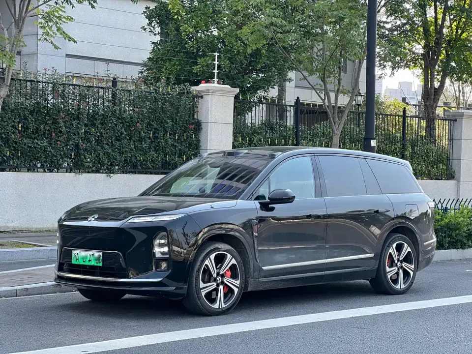 NIO ES8 Model 6-Seat Executive Luxury Edition 2025