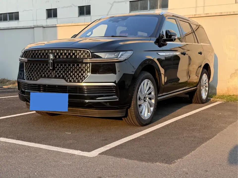 Lincoln Navigator 3.5T President Edition 2025