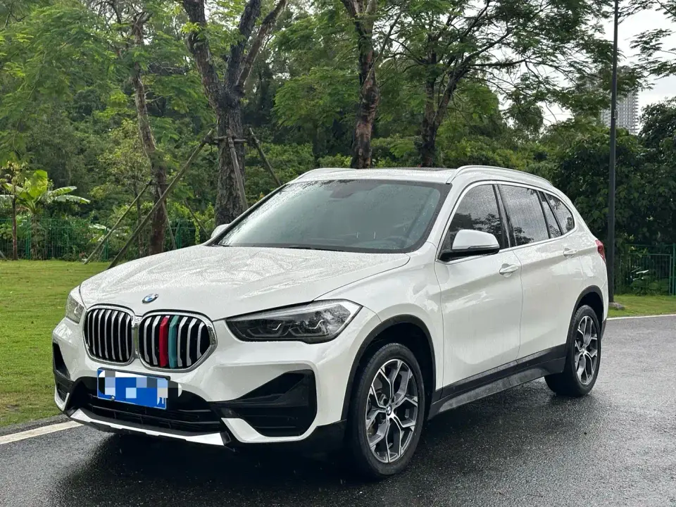 BMW X1 sDrive25Li Leading 2021